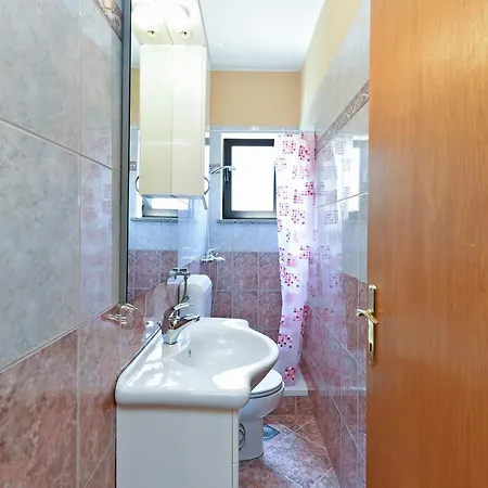 Apartment Ivana 1664 *