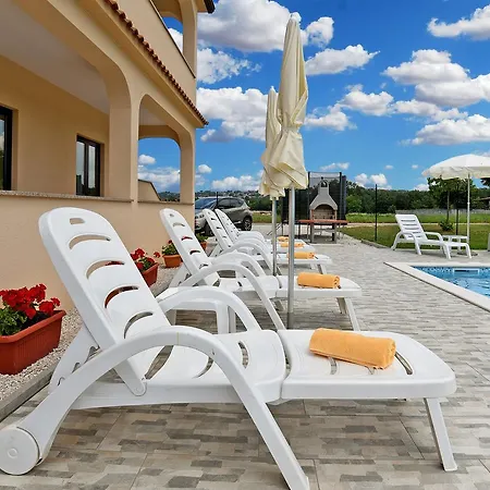 Apartment Ivana 1664