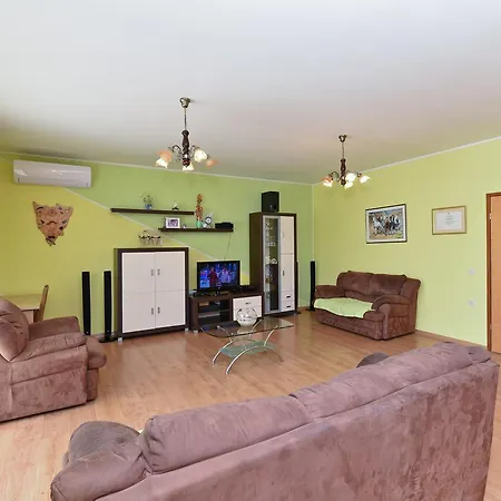 Apartment Ivana 1664